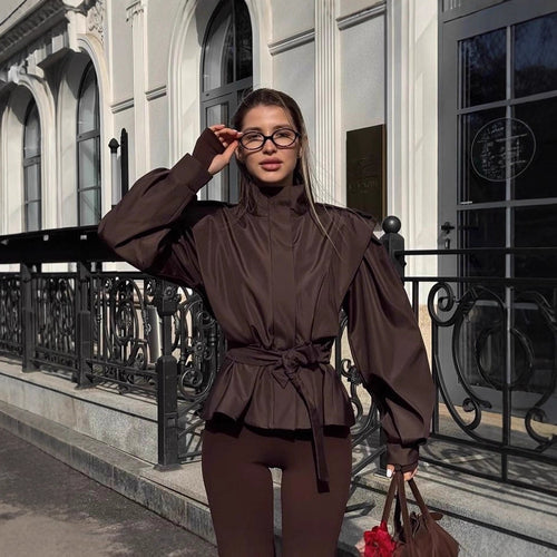 Damen stylische Bluse mit hohen Kragen und seitlichem Taillengürtel R&B