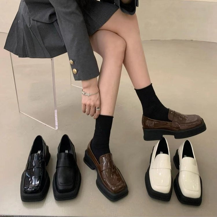 Damen Edle Lackleder-Ballerinas mit breitem Blockabsatz R&B