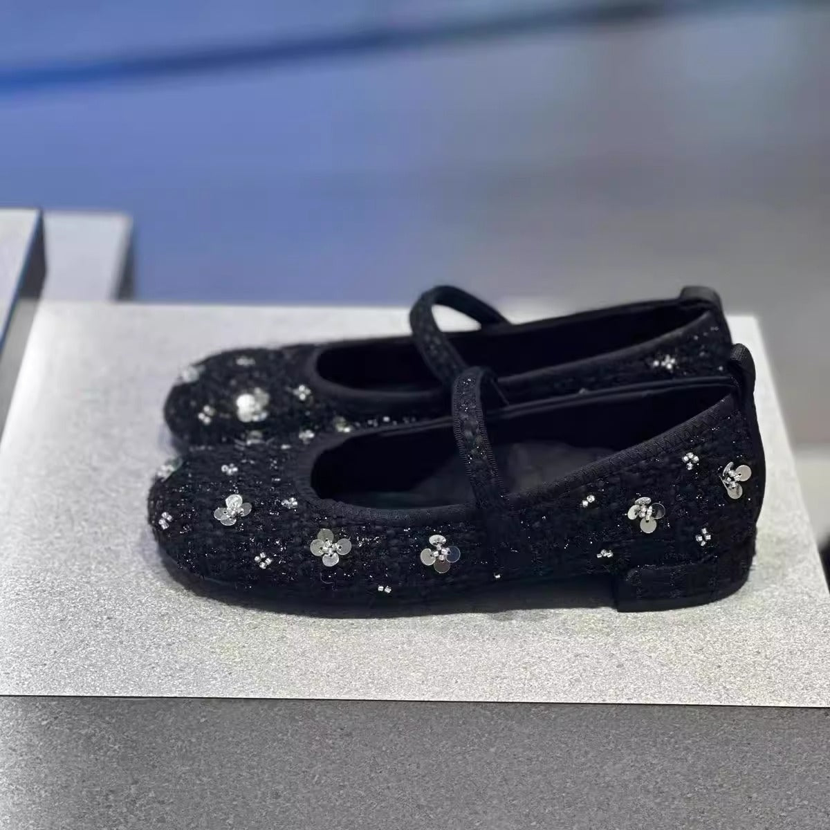 Damen Ballerinas mit floralem Glitzer-Akzent und verstellbarem Riemendesign R&B