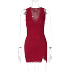 Damen Spitzenkleid mit tiefem V-Ausschnitt und seitlichem Schlitz R&B