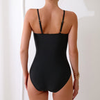 Damen Einteiler Badeanzug mit V-Ausschnitt und modischem Schmuckdetail R&B