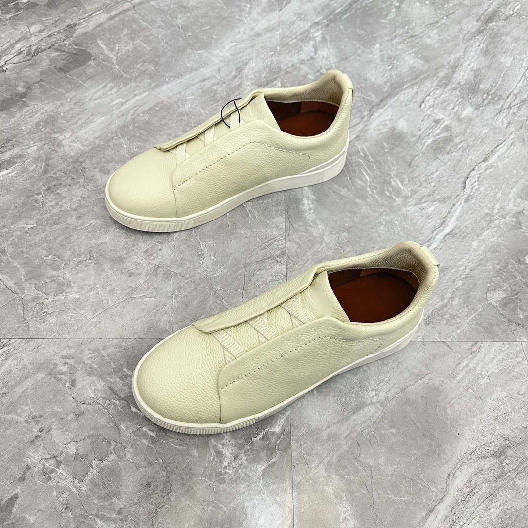 Damen Slip-On Sneakers mit eleganter Lederstruktur und rutschfester Sohle R&B