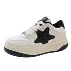 Damen Sneakers im stylischen Sportdesign mit atmungsaktiver Oberflächenstruktur und stabiler Sohle R&B