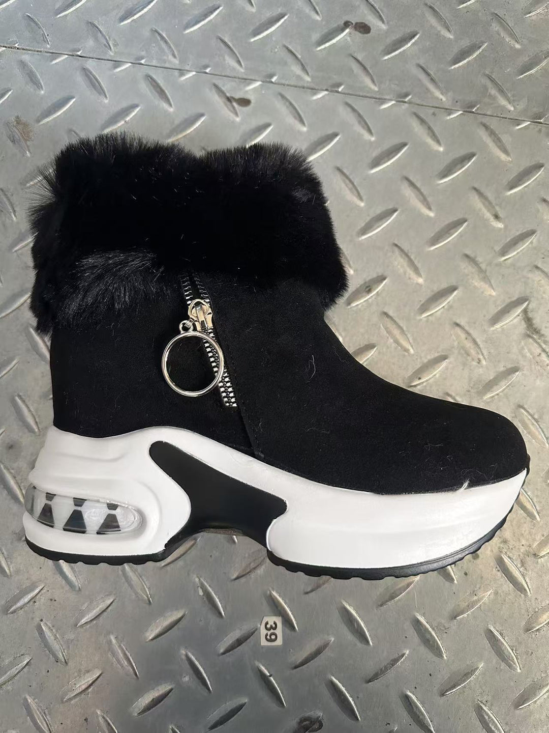 Damen Sneaker-Stiefel mit weichem Kunstfellkragen und trendigem Reißverschluss R&B