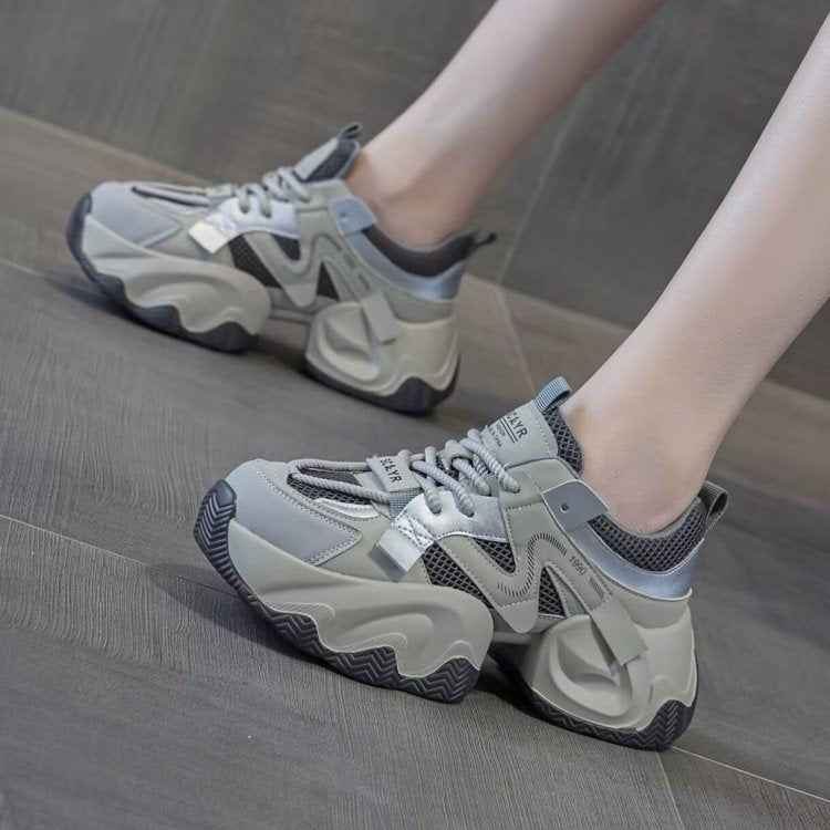 Damen Sportliche Sneakers mit rutschfester Sohle und atmungsaktivem Obermaterial R&B