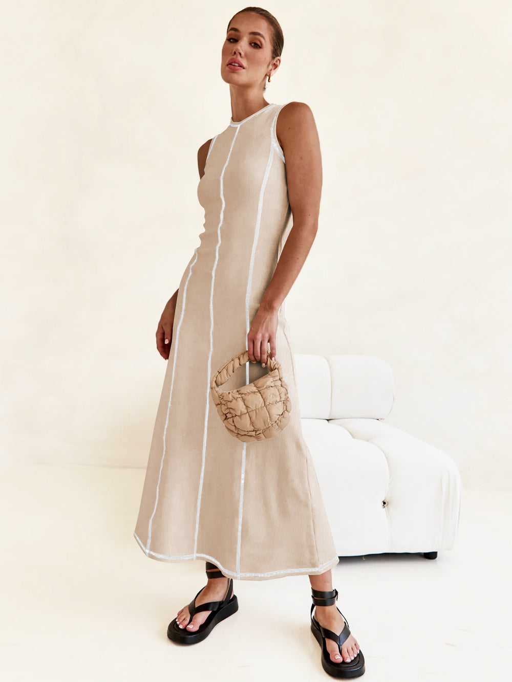 Damen Elegantes Maxikleid mit subtilen Nähdetails R&B