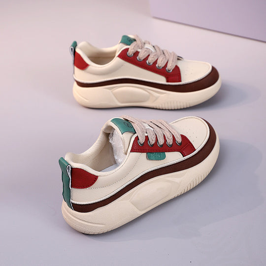 Damen Lifestyle Sneakers mit modischem Design und ergonomischem Fußbett R&B