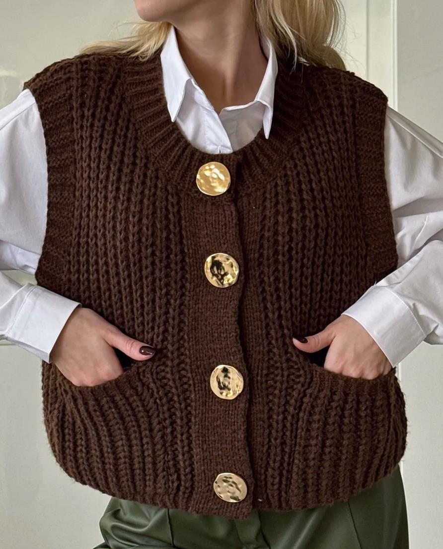 R&B | Strickweste Wollmischung Übergröße Passform Geripptes Strick Knöpfe Taschen