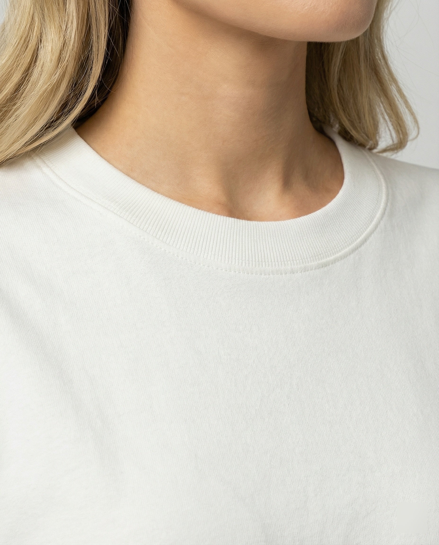 Lässiges Oversize Langarmshirt Damen Baumwolle Weiß mit Seitenschlitz Herbst
