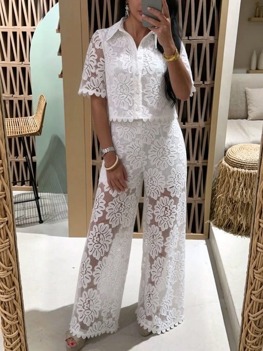 Damen nan elegante Spitzenkombination mit kurzärmeliger Hemdbluse, Muschelsaum und taillierter Palazzohose mit Bindegürtel R&B