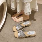 Damen Bequeme und stilvolle Mules mit moderne Prägung EB