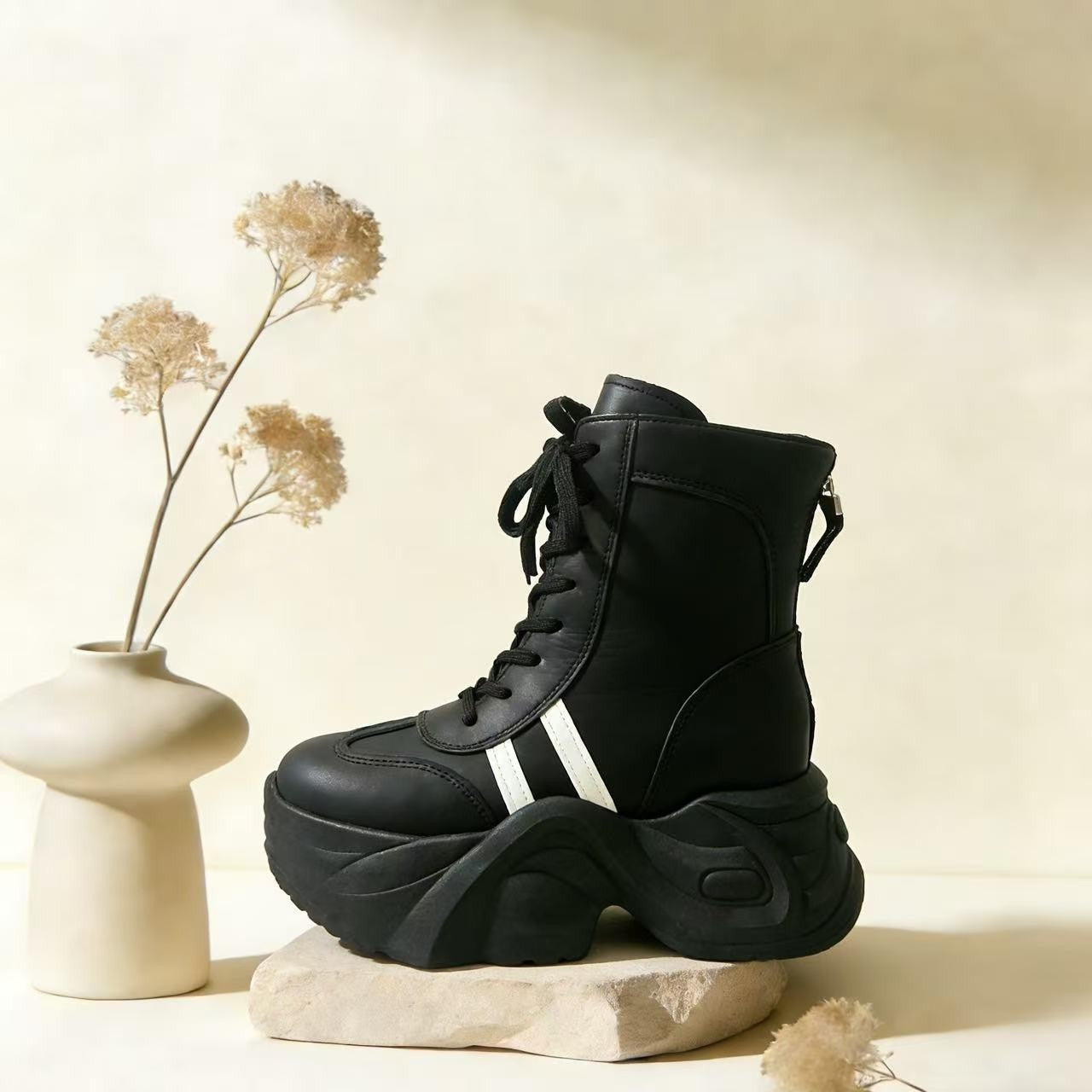 Damen Chunky Stiefeletten mit dickem Profil und sportlichem Design