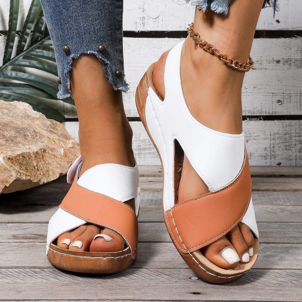Damen Komfortable Sandalen mit bequemem Fußbett und modischem Schnitt