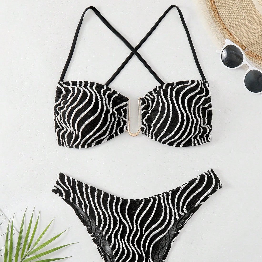 Damen Bikini mit elegantem Schnitt und modernem Muster R&B