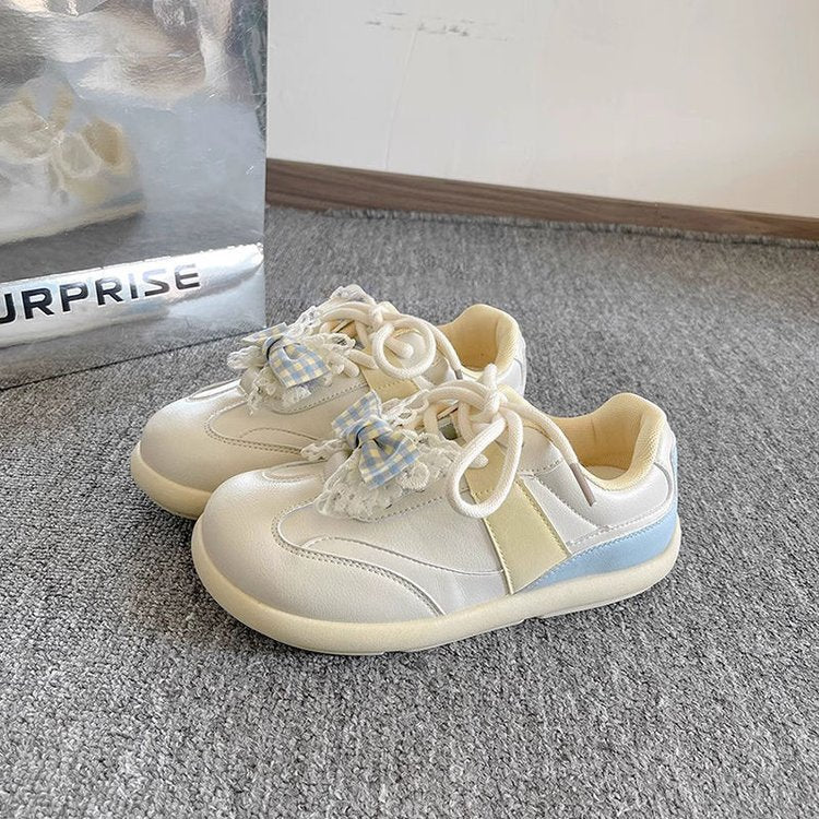 Damen Sneakers mit romantischem Rüschendetail und gepolsterter Sohle R&B