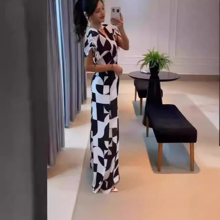 Damen Modischer Jumpsuit mit grafischem Muster und eleganten Ärmeln