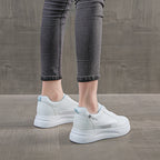 Damen modische Sneakers mit dämpfenden Eigenschaften und atmungsaktiver Oberflächenstruktur R&B