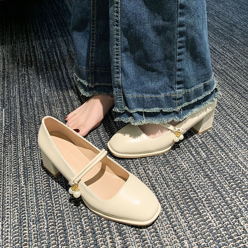 Damen elegante Mary Jane Schuhe mit Blockabsatz und Perlenakzent R&B