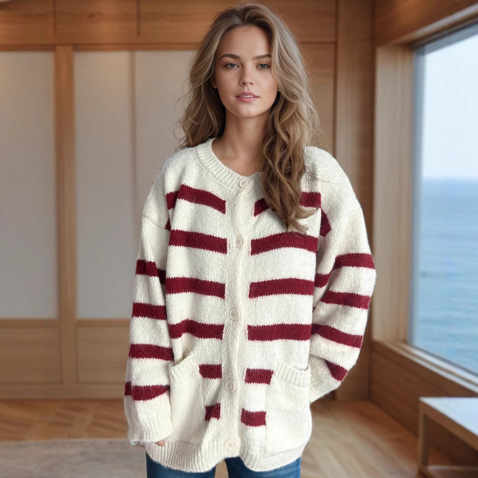 Damen Strickjacke mit dekorativen Knopfdetails und modischem Streifenmuster R&B