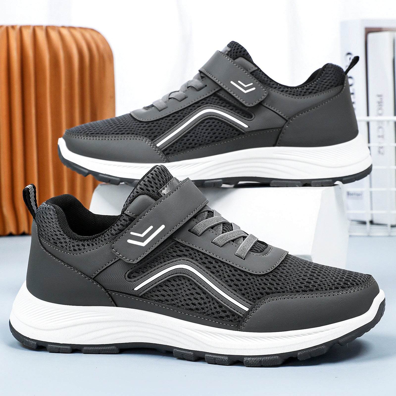 Damen Sportliche Sneaker mit elastischem Klettverschluss und atmungsaktivem Mesh-Obermaterial R&B