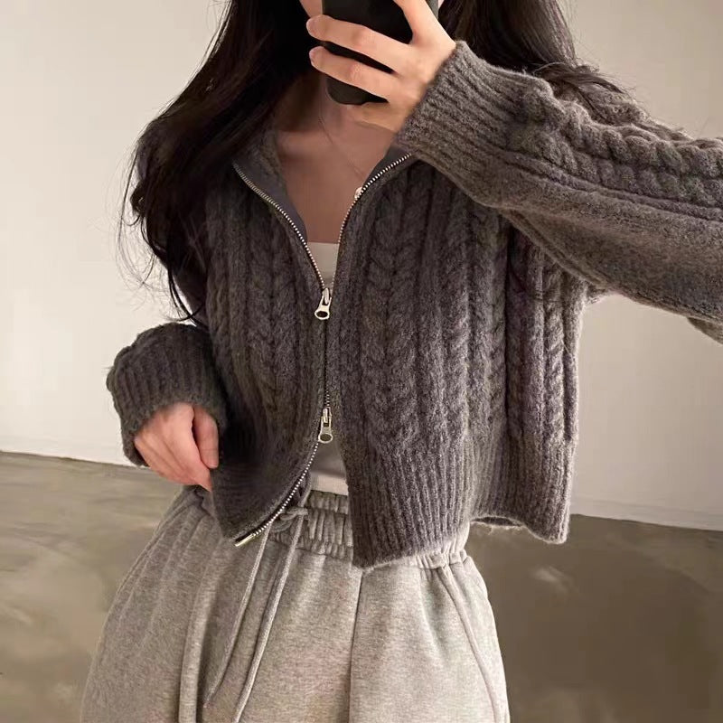 Damen Strickjacke mit hochwertigem Zopfmuster und sportlichem Reißverschluss R&B