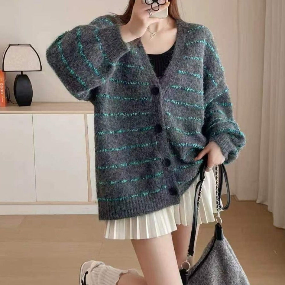 Damen Gemusterte Strickjacke mit sanften Puffärmeln und Knopfleiste
