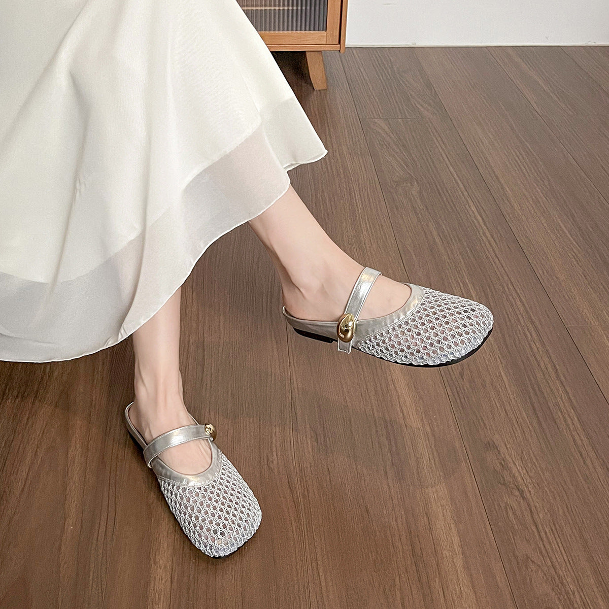 Damen Slip-On Clogs mit modischem Netzdesign und dekorativem Verschluss