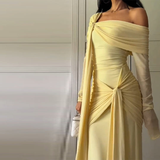 Damen Elegantes, schulterfreies Abendkleid mit raffinierten Drapierungen R&B