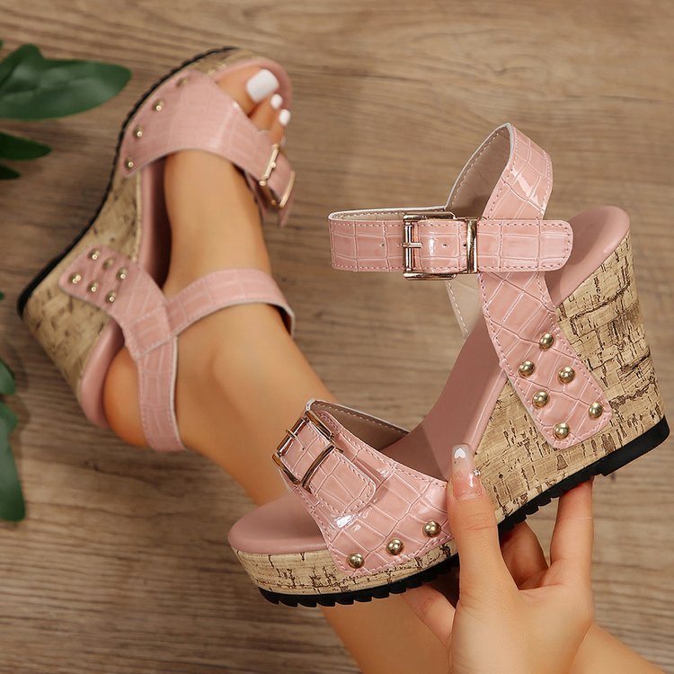 Damen Wedge-Sandalen mit buntem Riemendesign und komfortabler Fußbettgestaltung R&B