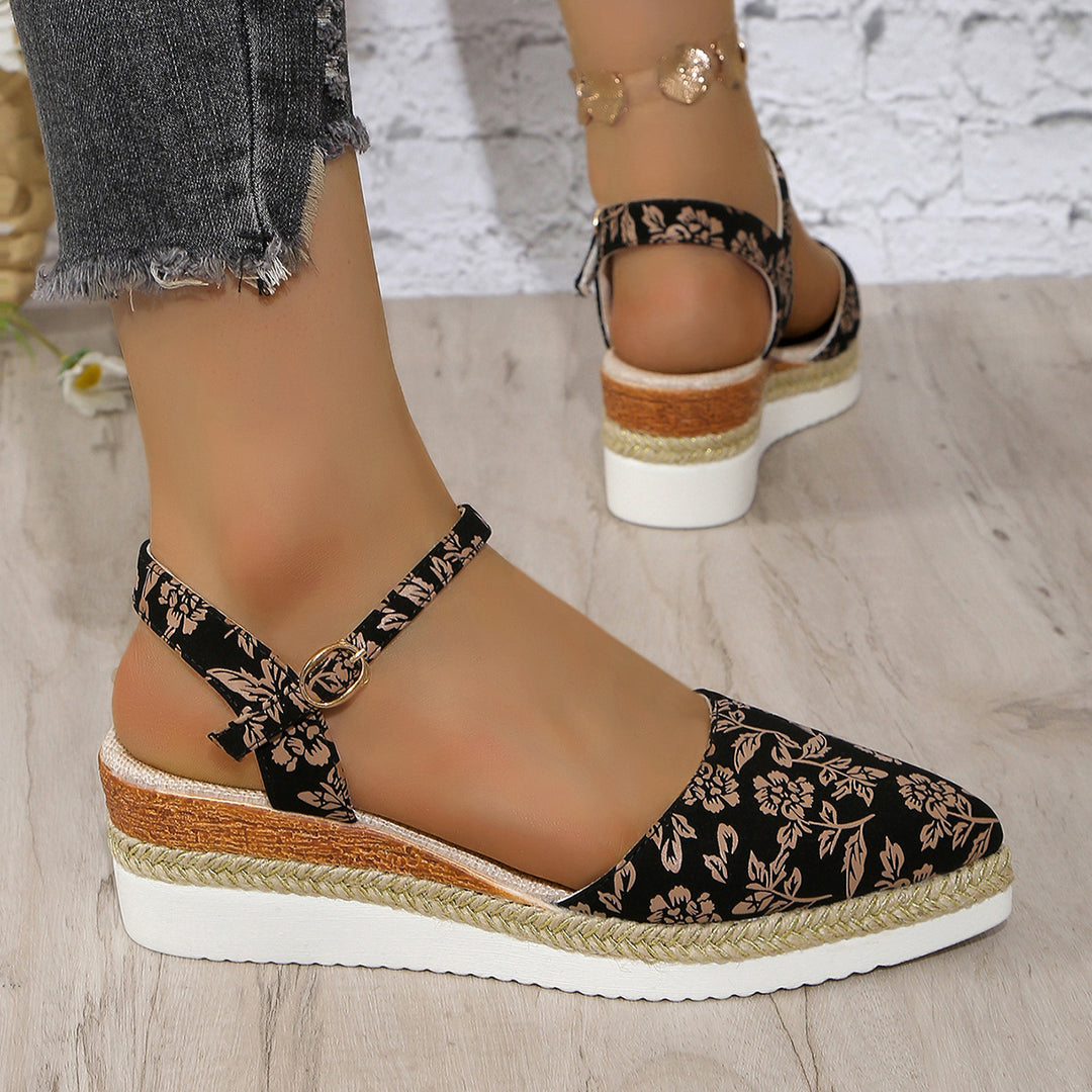 Damen Espadrilles mit raffiniertem Blumendruck R&B