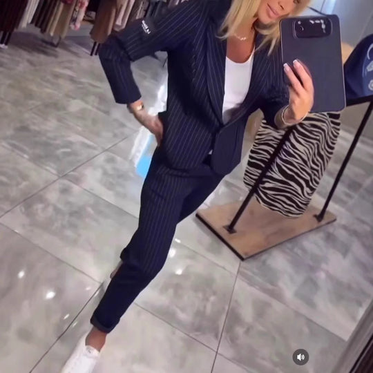Damen Elegantes Blazer-Hosen-Set mit feinen Streifen R&B