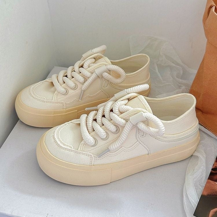 Damen Sneakers mit innovativen, strukturierten Schnürsenkeln R&B
