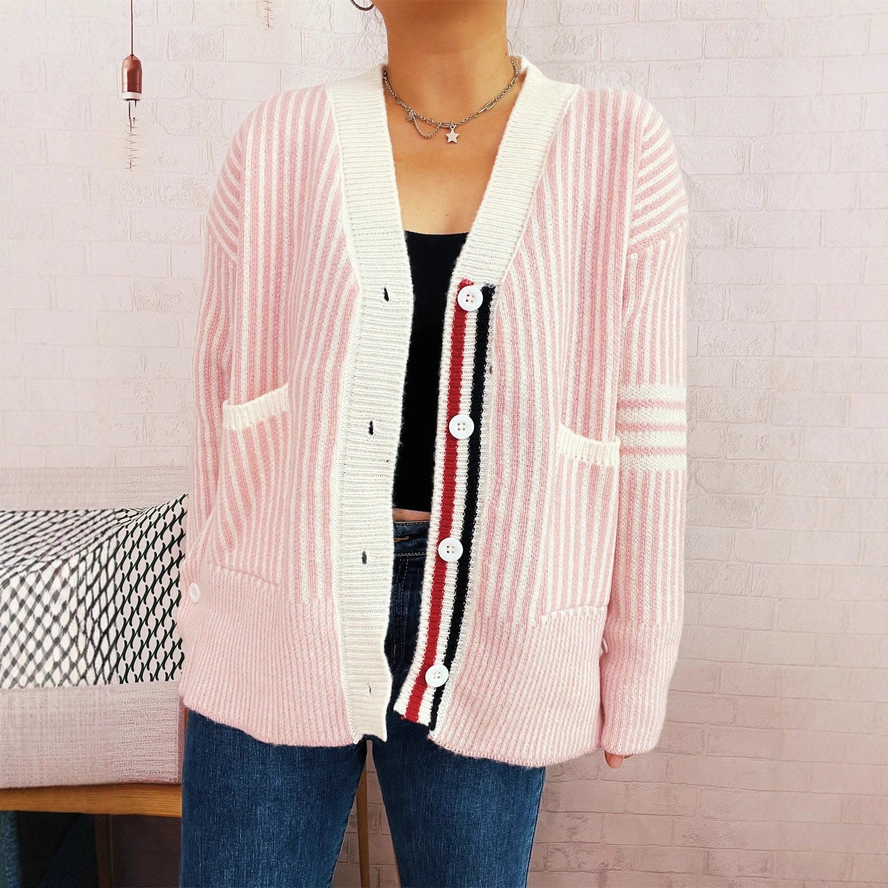 Damen Strickjacke mit modischem Streifenmuster R&B