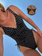 Damen Einteiliger Badeanzug mit raffinierten Raffungselementen und neuem Rückendesign R&B