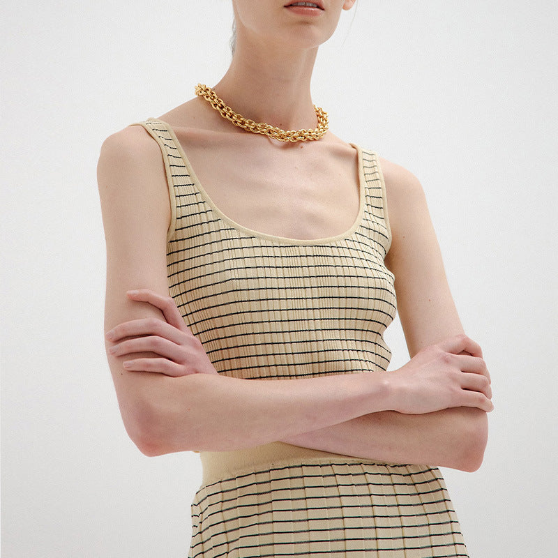 Damen elegantes Strickensemble mit Knopfleiste und hohem Kragen R&B