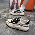 Damen Sportliche Sneaker mit bequemer Polsterung und modischem Design R&B