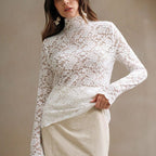 Damen Spitzenoberteil mit hohem Kragen und filigranem Blumendesign R&B