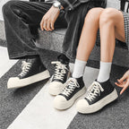 Damen Hohe Plattform-Sneaker mit modernem Design und robustem Profil