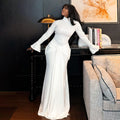 Damen Elegantes Langarm-Maxikleid mit raffinierten Drapierungen und hohem Schlitz