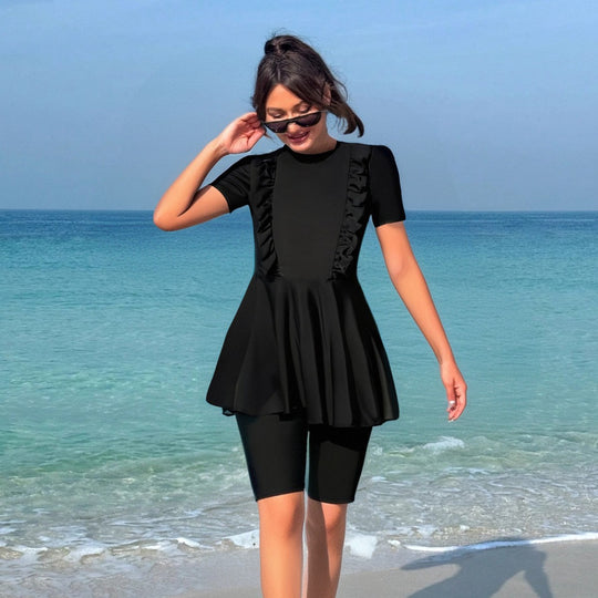 Damen Strandmode mit Rüschendetails R&B