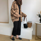 Damen Grobstrickjacke mit modischem Karo-Muster und praktischen Taschen R&B