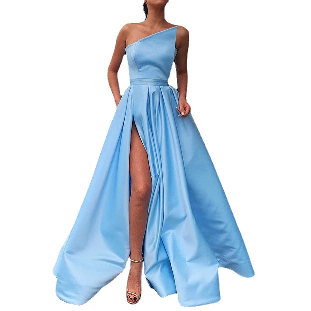 Damen Extravagantes Abendkleid mit asymmetrischem Oberteil und hohem Schlitz R&B