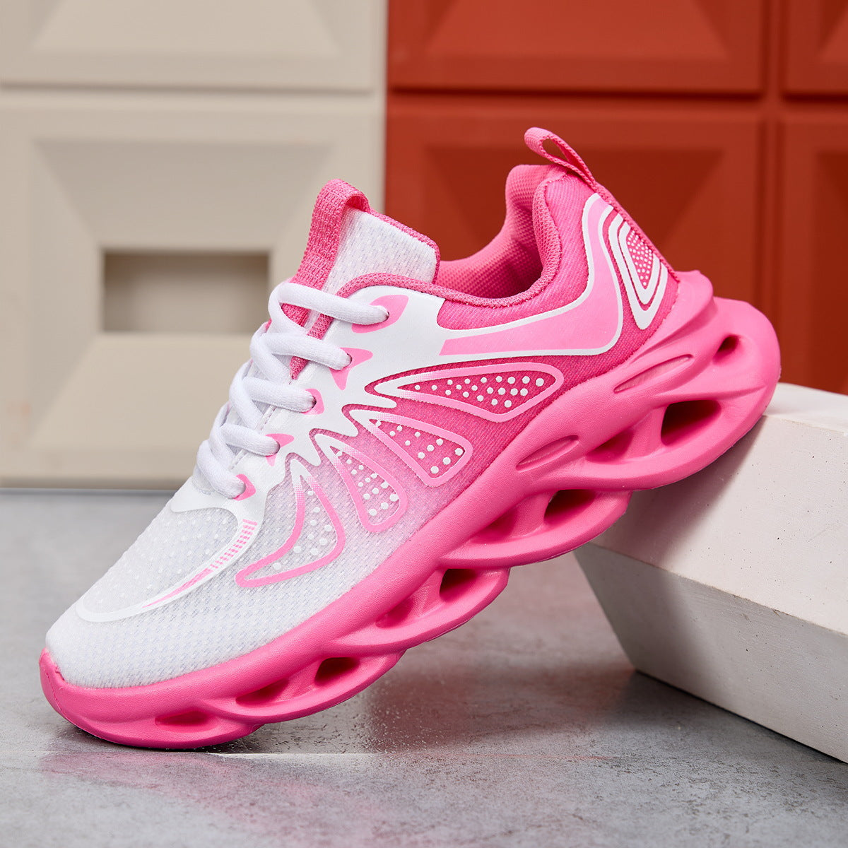 Damen Sportliche Laufschuhe mit dämpfendem Sohlenprofil und atmungsaktiver Mesh-Oberfläche