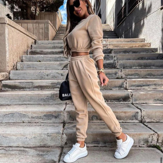 Damen Sportliches Freizeit-Set mit cropped Oberteil und elastischem Bund R&B