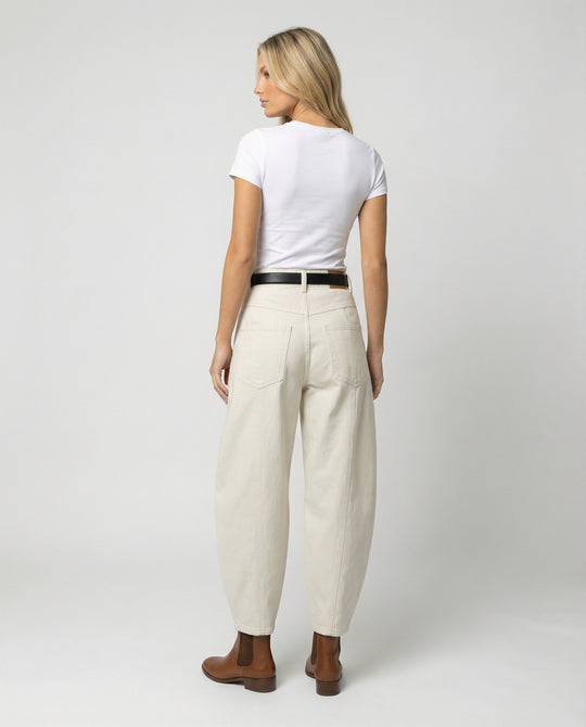 Damen hochtaillierte extraweite Twill-Hose mit großen aufgesetzten Taschen und Kellerfalten R&B