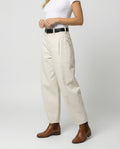 Damen hochtaillierte extraweite Twill-Hose mit großen aufgesetzten Taschen und Kellerfalten R&B