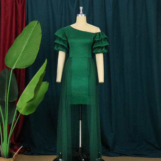 Damen Elegantes Tüllkleid mit asymmetrischem Ausschnitt und voluminösen Puffärmeln R&B