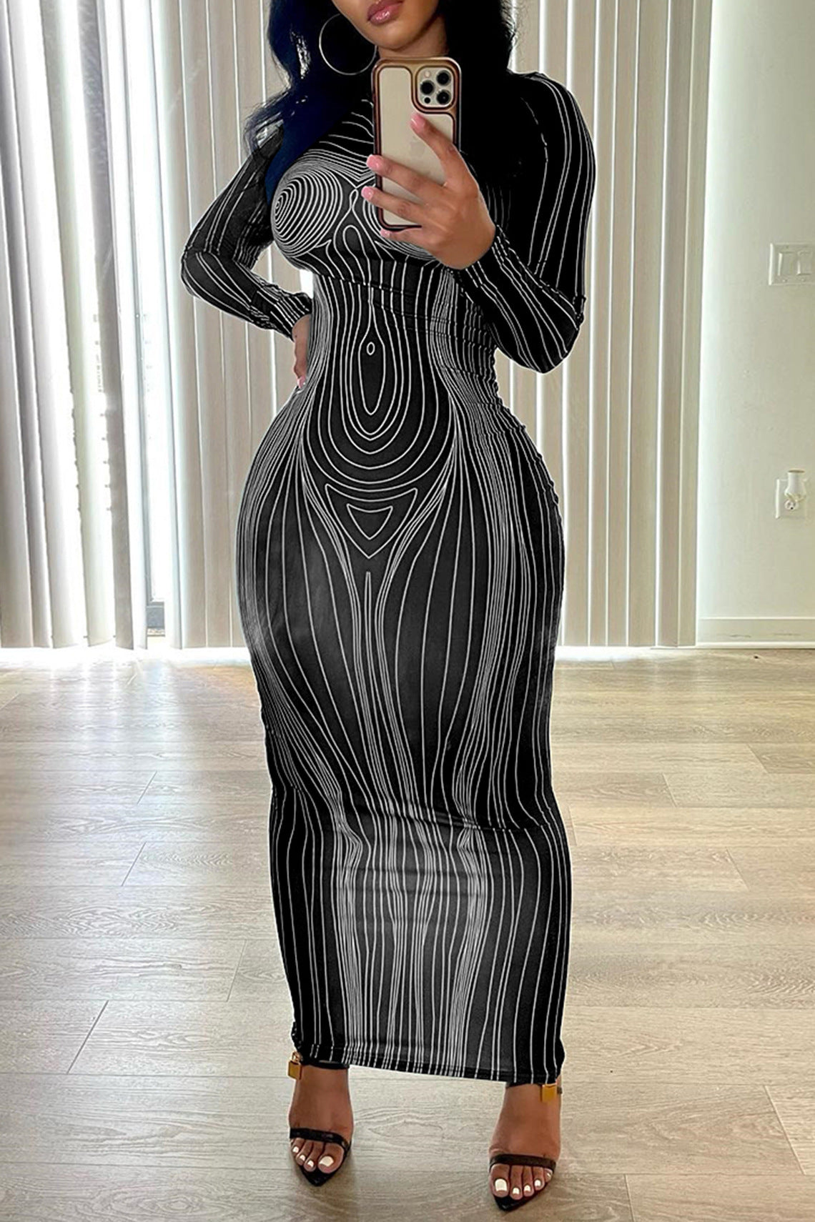 Damen Maxikleid mit strukturiertem Design R&B
