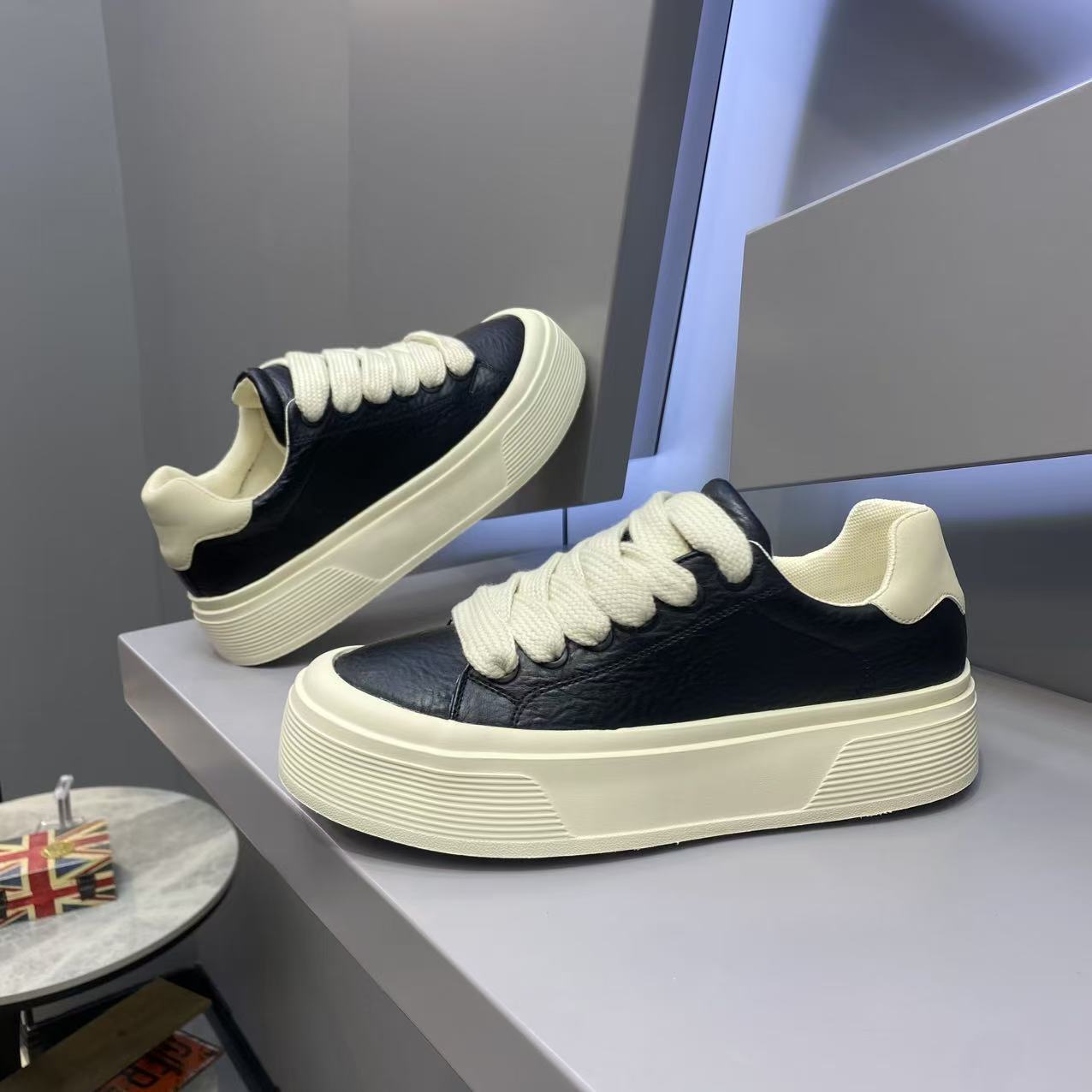 Damen Sneakers mit hohem Komfort und modischem Plateau R&B
