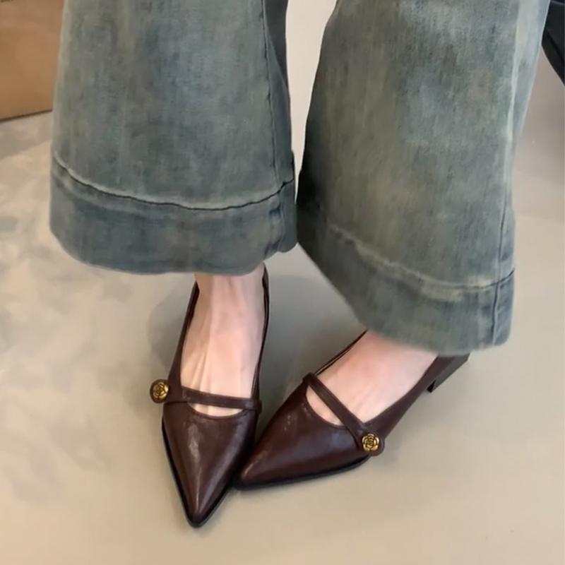 Damen Elegante Absatzschuhe mit feinem Riemendetail und modischem Blockabsatz R&B